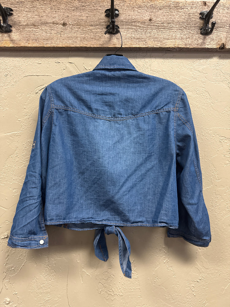 PEARL SNAP FRONT TIE SHIRT