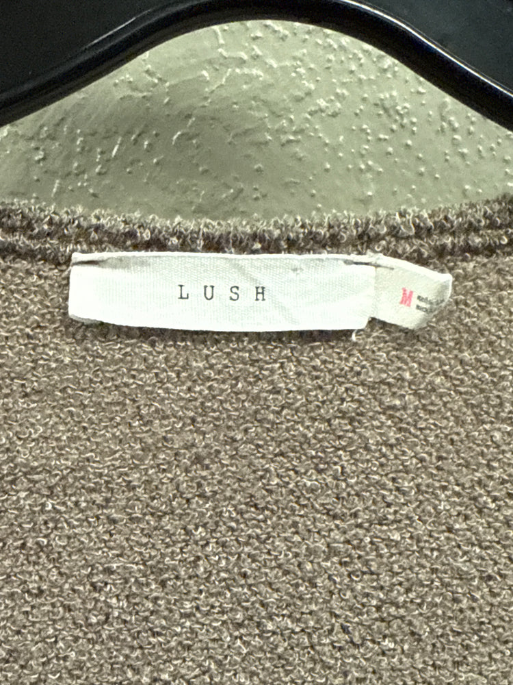 LUSH CROSSOVER CROP SHIRT