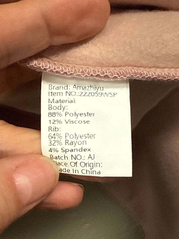 NWOT AMAZHIYU CROP HOODIES