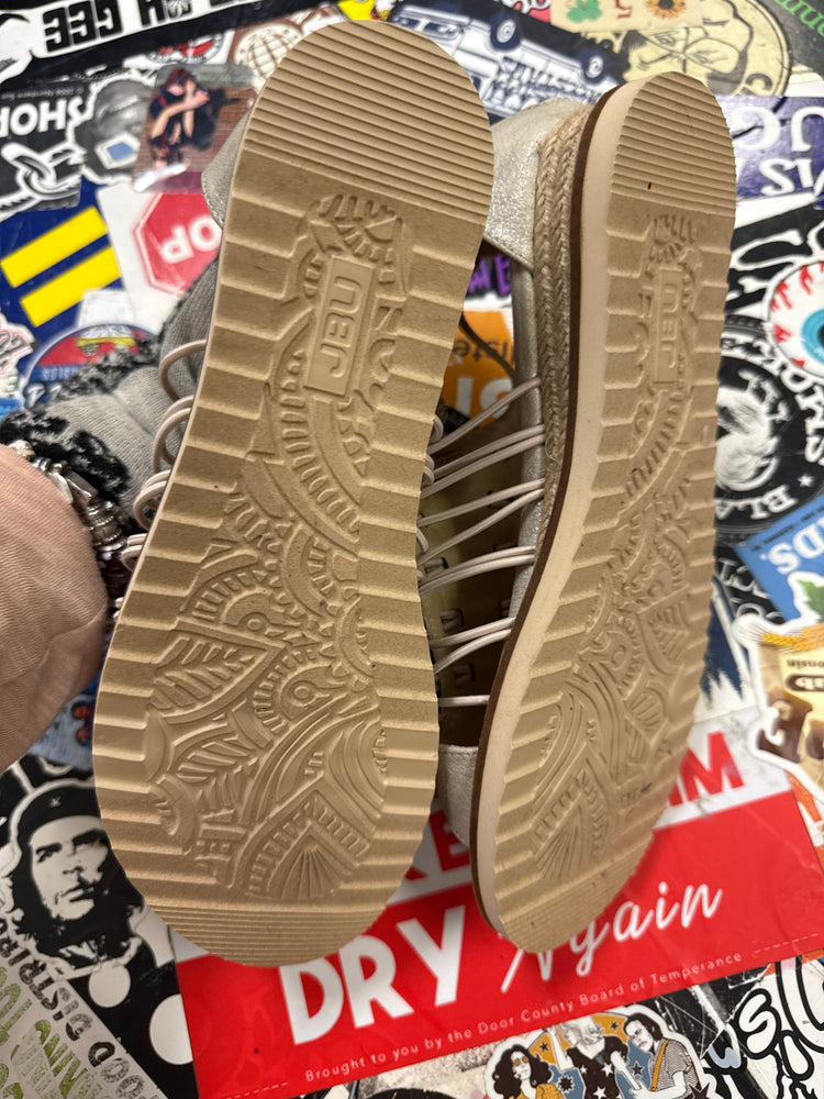 NIB JBU ELASTIC SANDAL