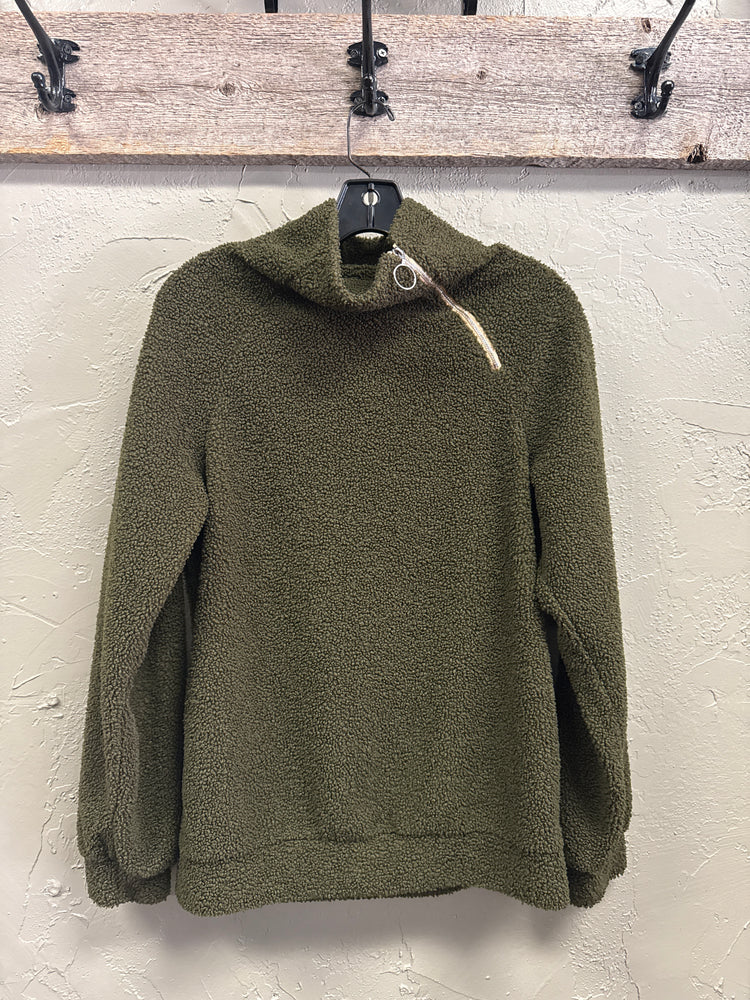 NWOT NECK ZIP PULLOVER