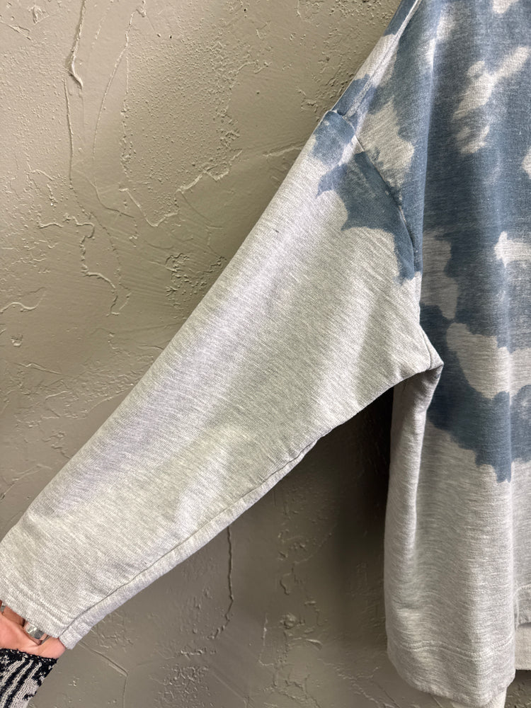 INDIGO THREAD HI-LO PULLOVER