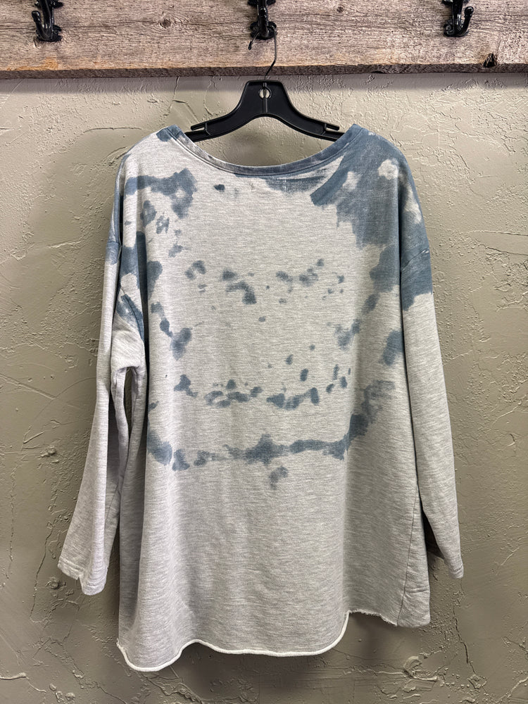 INDIGO THREAD HI-LO PULLOVER