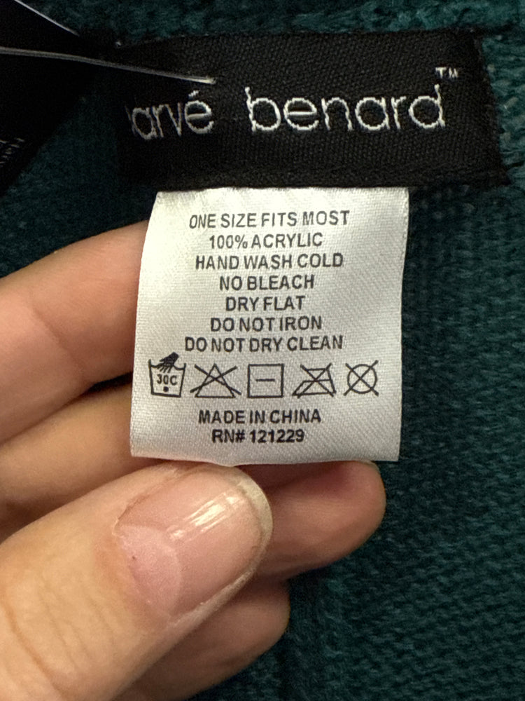 NWT HARVE BENARD FULL ZIP PONCHO