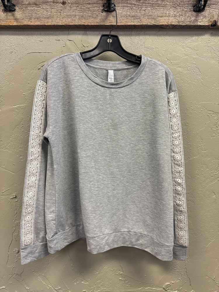 NWOT FLORA PULLOVER