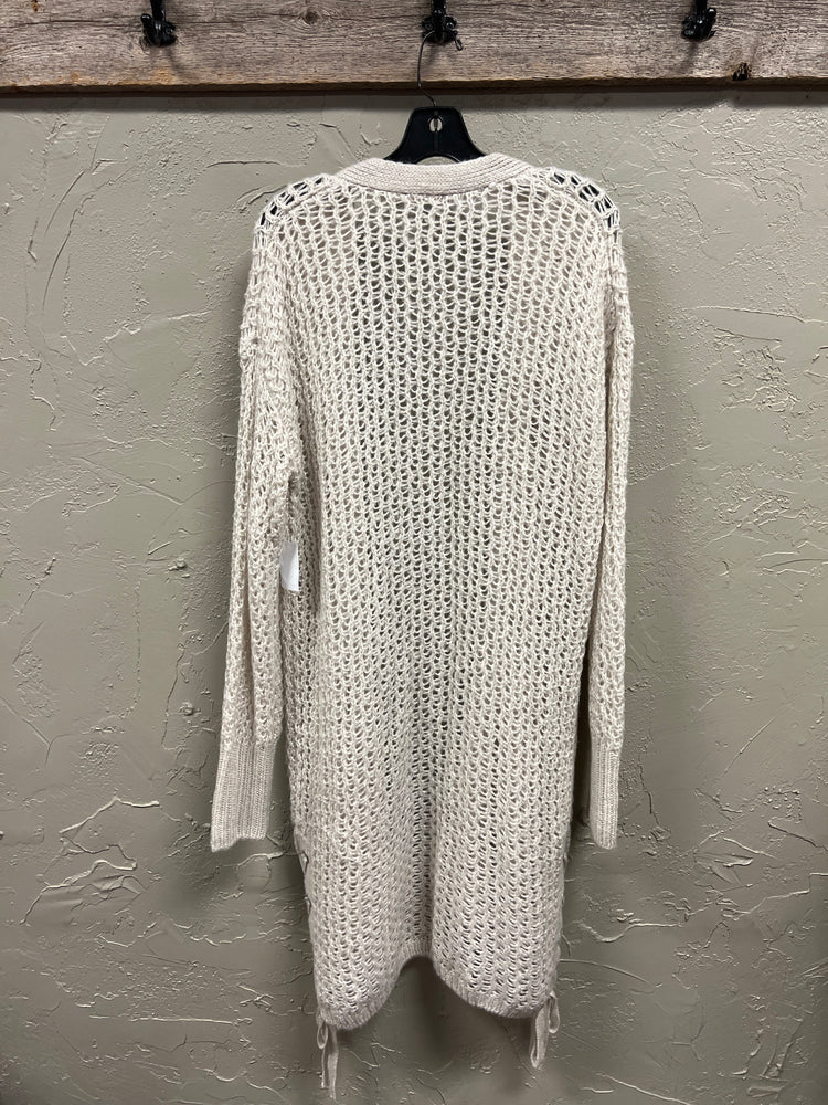 NWT CHARLOTTE RUSSE OPEN CARDI (org$33)
