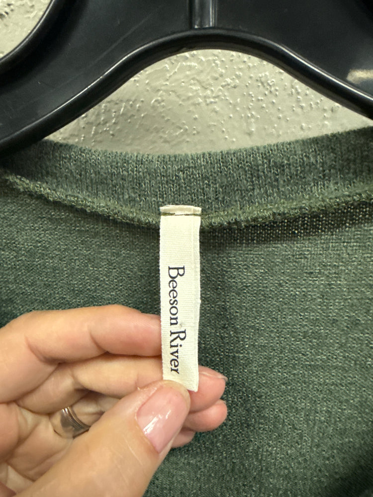 NWOT BEESON RIVER DRESS