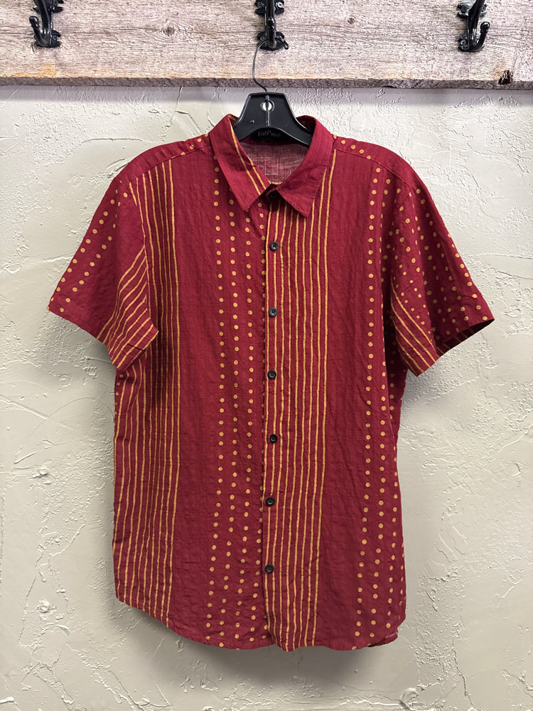 VATPAVE SHORTSLEEVE BUTTON UP