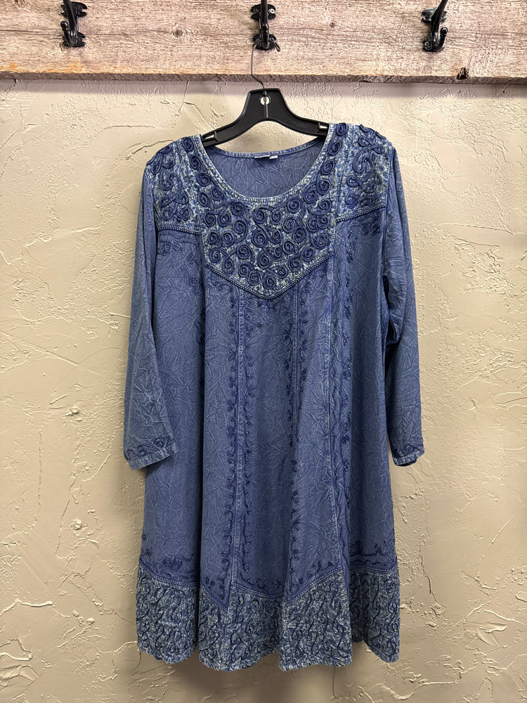 LIGHTWEIGHT RAYON DRESS
