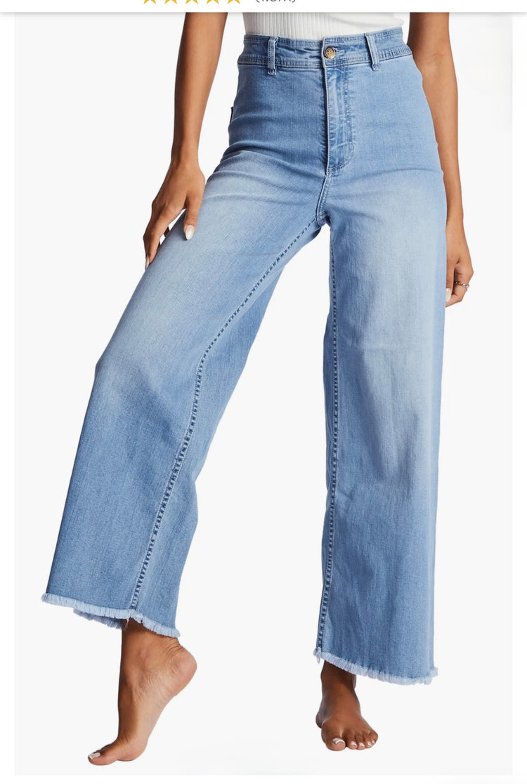 BILLA BONG FRAY HEM STRETCH JEAN (org$90)