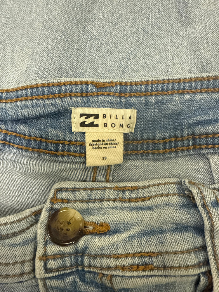 BILLA BONG FRAY HEM STRETCH JEAN (org$90)