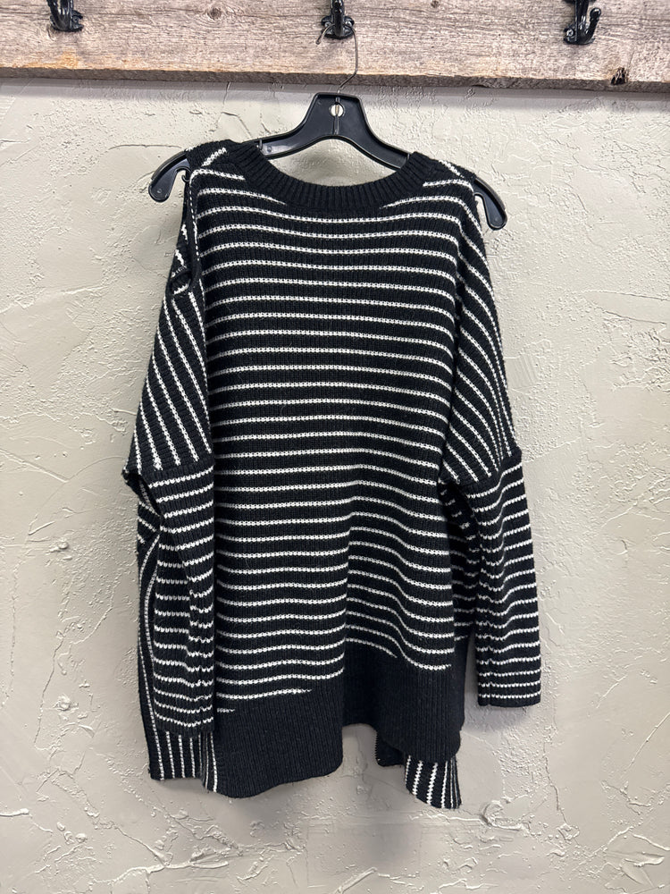 ALL SAINTS ASYMETRICAL OPEN SHOULDER SWEATER (org$230)