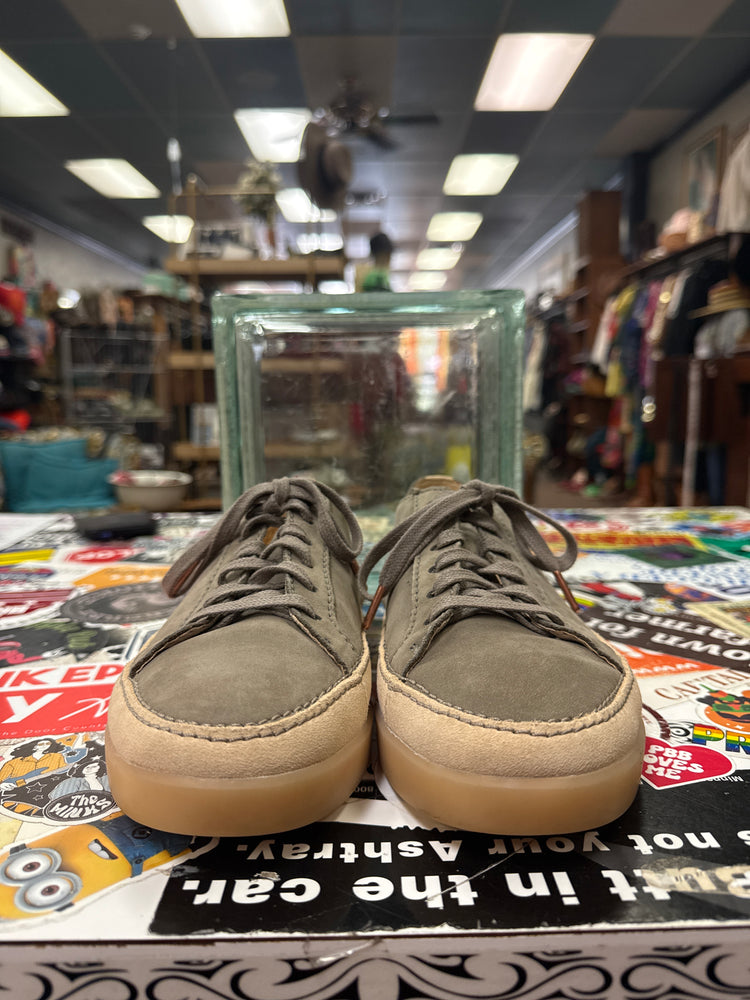 CLARKS LEATHER TRAINERS (org$88)