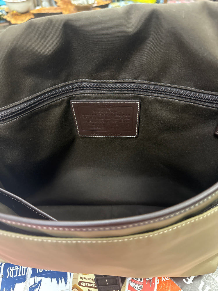 COACH TRANSATLANTIC MESSANGER (org$300)