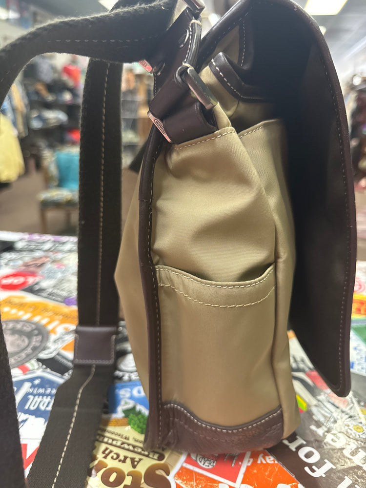 COACH TRANSATLANTIC MESSANGER (org$300)