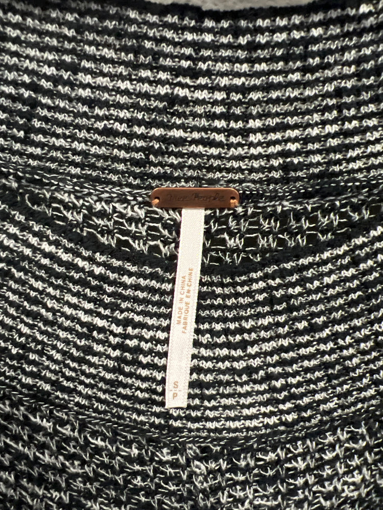 FREE PEOPLE OPEN WEAVE SWEATER (org$128)