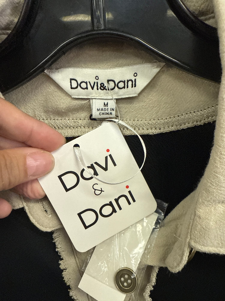 NWT DAVI & DANI FAUX LAYERED PULLOVER (org$69)