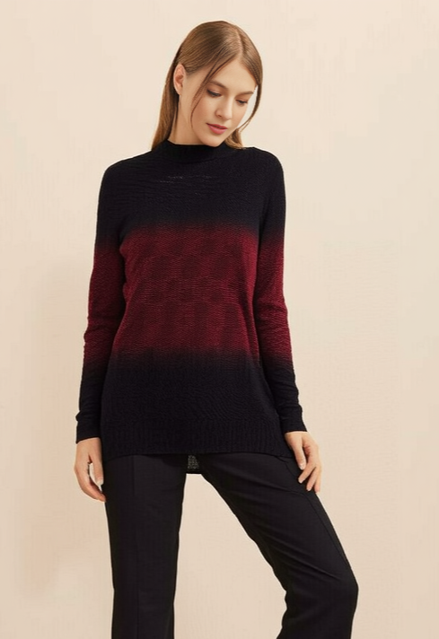 NWOT INDIGO THREAD OMBRE SWEATER