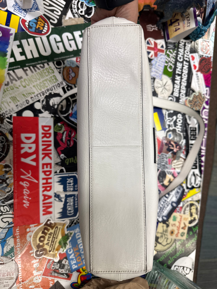 BCBG TRAPEZE HANDBAG (org$528)