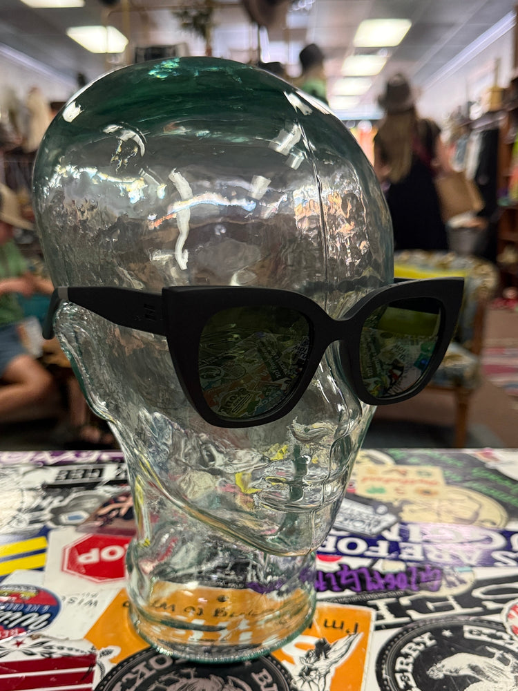 TOMS SYDNEY TRAVELER SUNGLASSES (org$60)