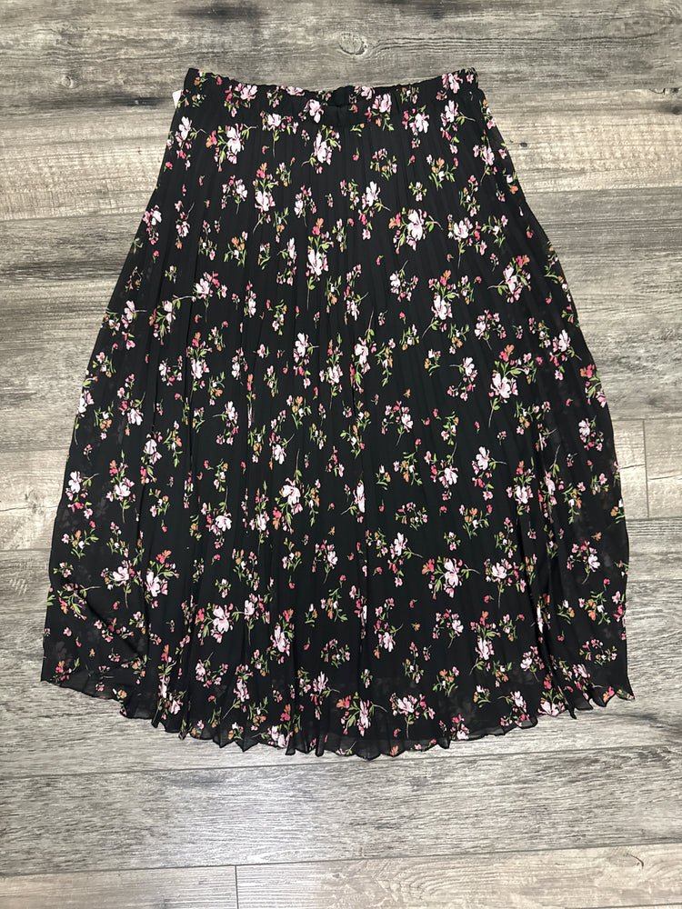 NWT VINCE CAMUTO FLORAL SKIRT (org$79)