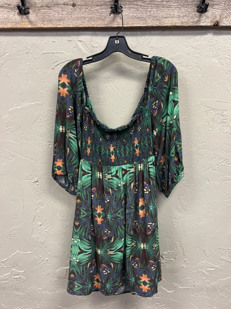 OFF THE SHOULDER TROPICAL DRESS