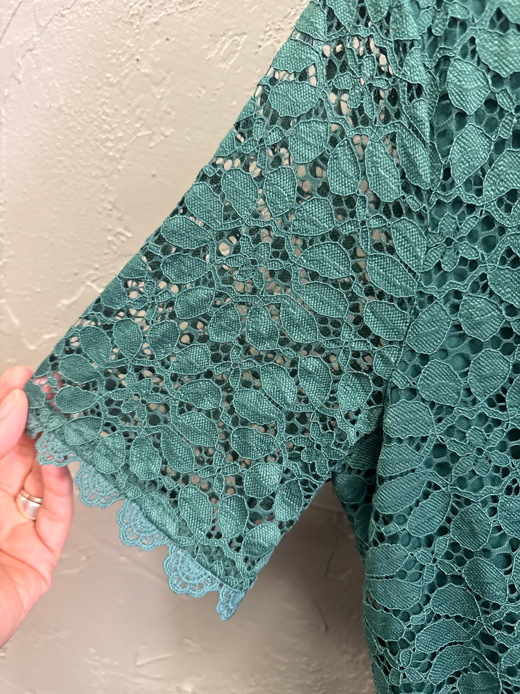 EMERALD GREEN LACE DRESS