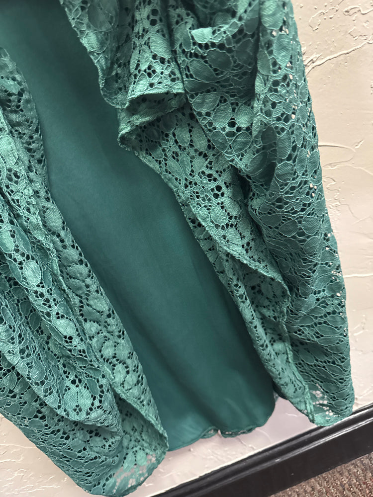 EMERALD GREEN LACE DRESS