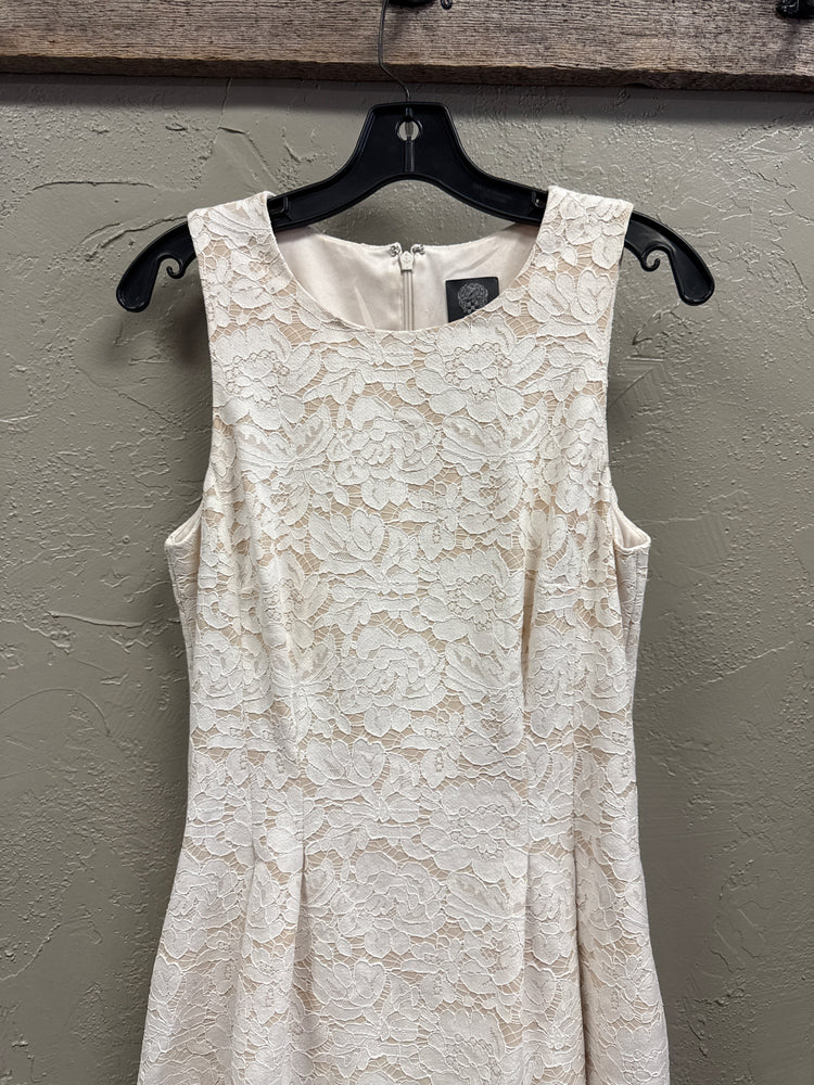 VINCE CAMUTO LACE DRESS