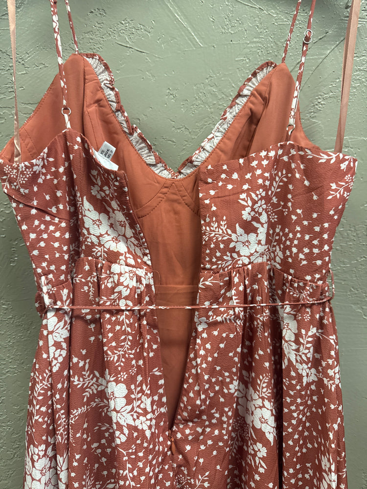 HELLO MOLLY FLORAL DRESS (org$99)
