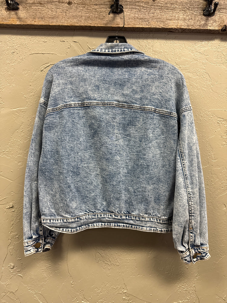 PLEATED ACID WASH DENIM JACKET