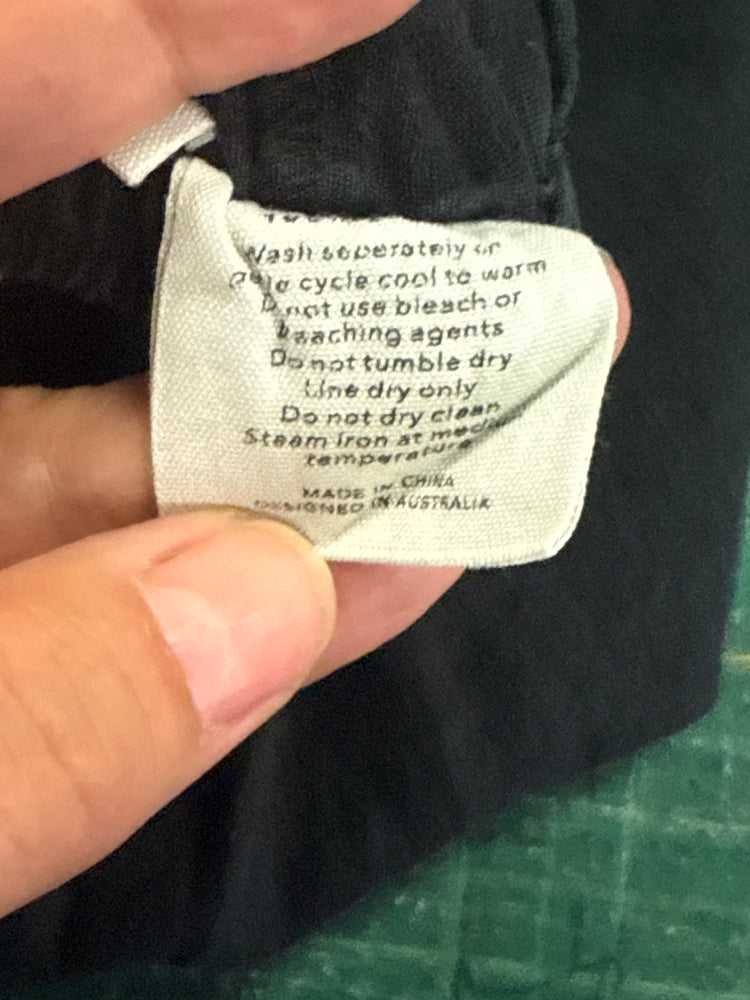 DEIJI LINEN SHORTS