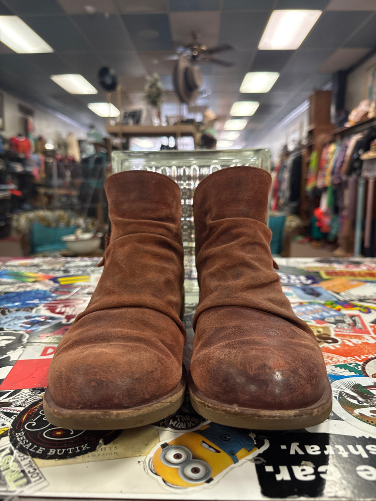 SOFFT LEATHER BOOTIE (org$175)