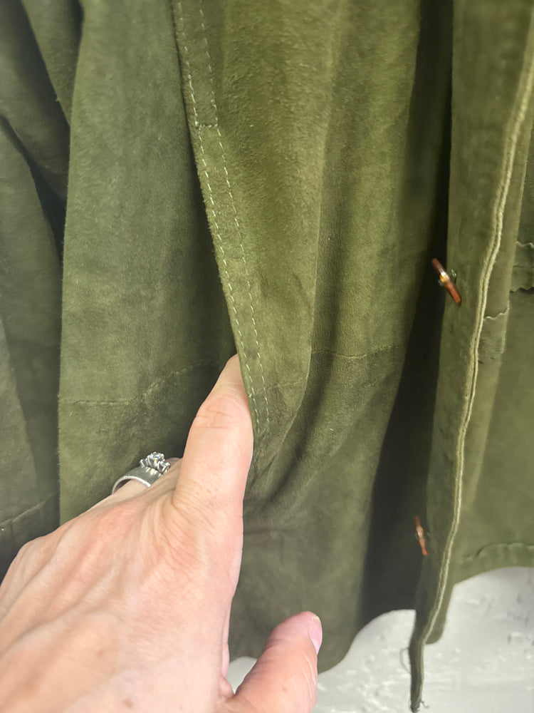 LUXURIOUS SUEDE OVERSHIRT