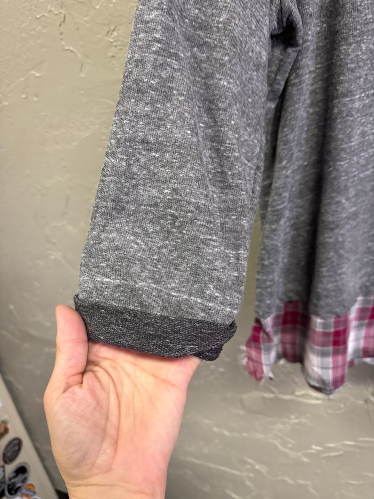 KIM ROGERS FLANNEL HEM TOP