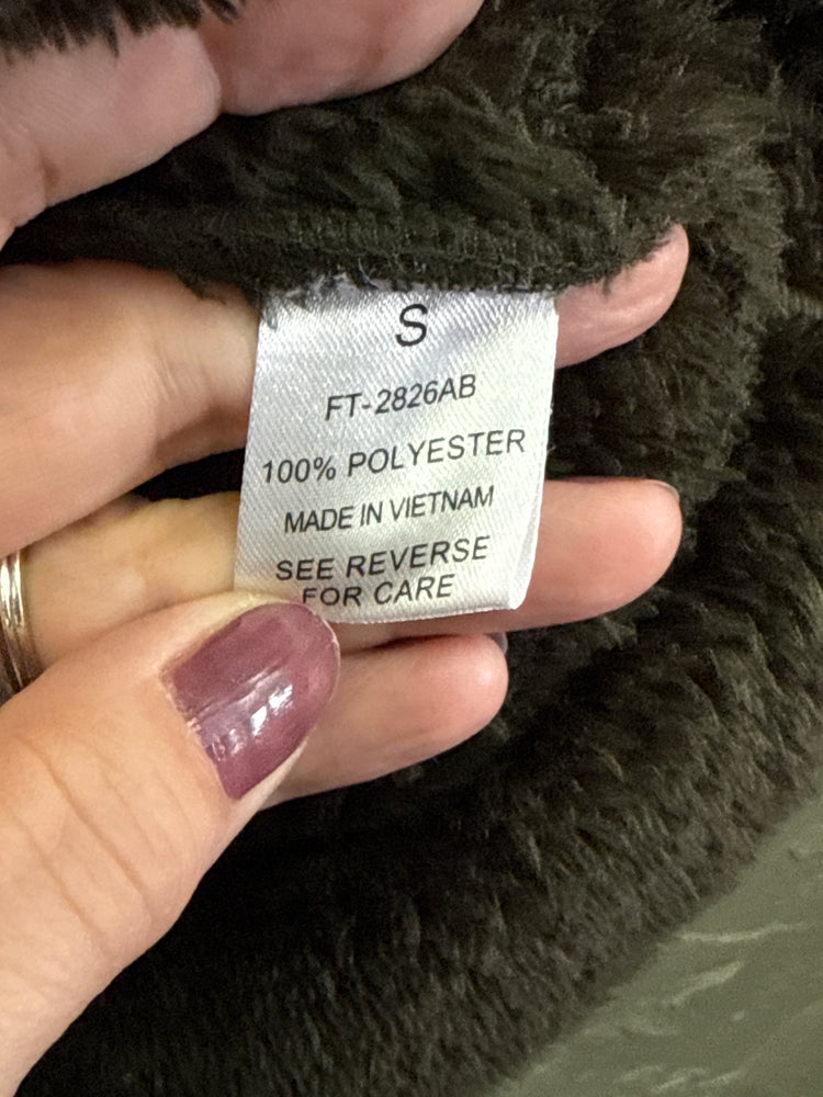 ZENANA OUTFITTERS FUZZY PULLOVER