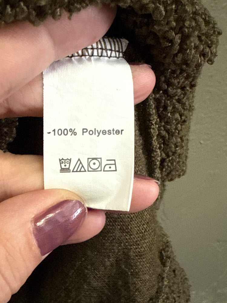 NWOT NECK ZIP PULLOVER