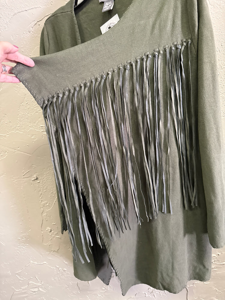 NWOT KATE & MALLORY FRINGE OPEN CARDIGAN