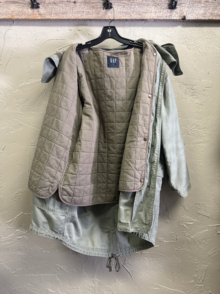 GAP MILITARY STYLE PARKA