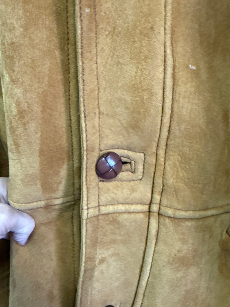 VTG BIGHORN SHEEPSKIN COAT