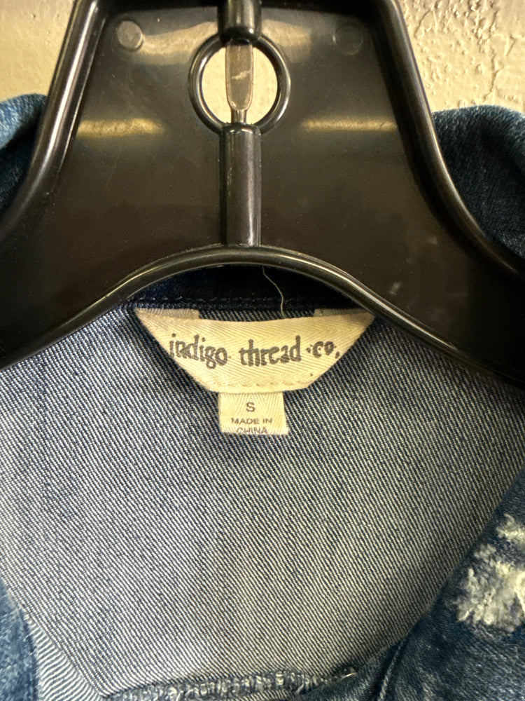 NWOT INDIGO THREAD DENIM JACKET