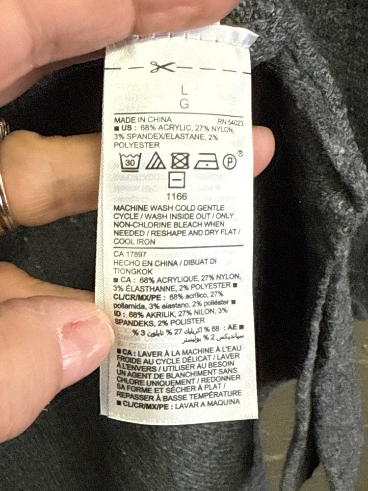 NWT OLD NAVY CARDIGAN (org$40)