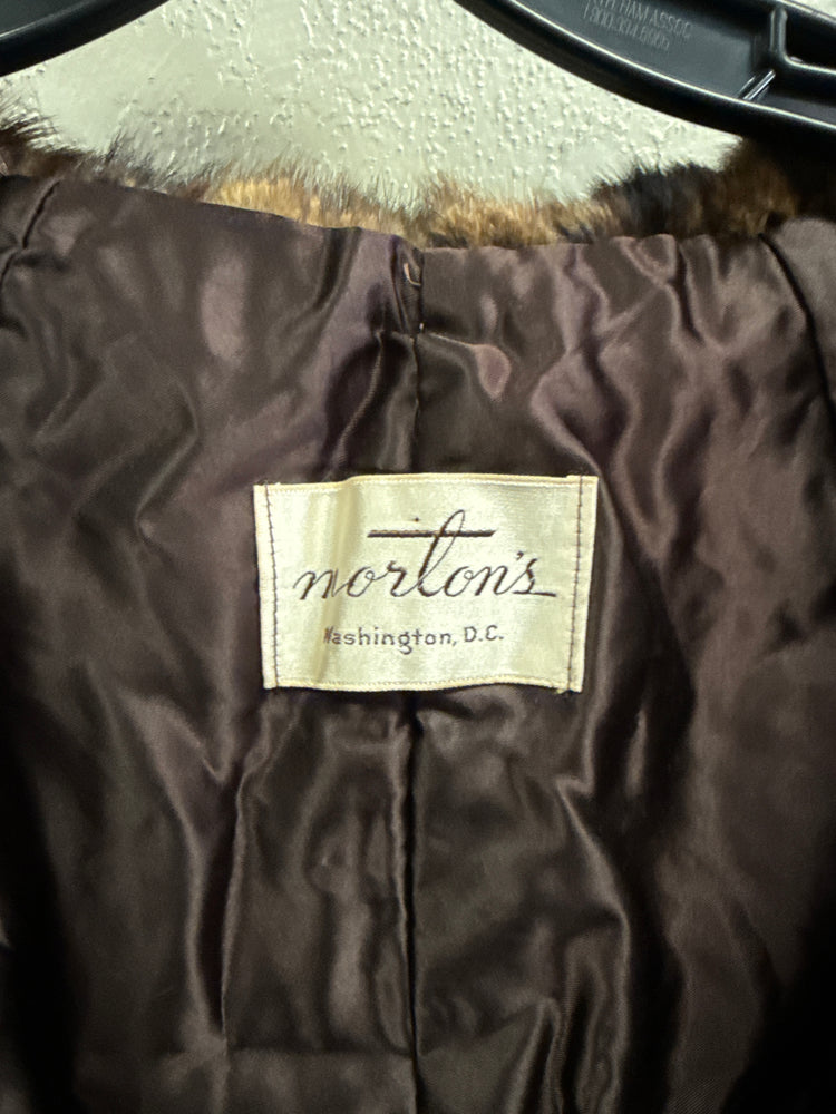 VTG MORTONS FUR CAPELET