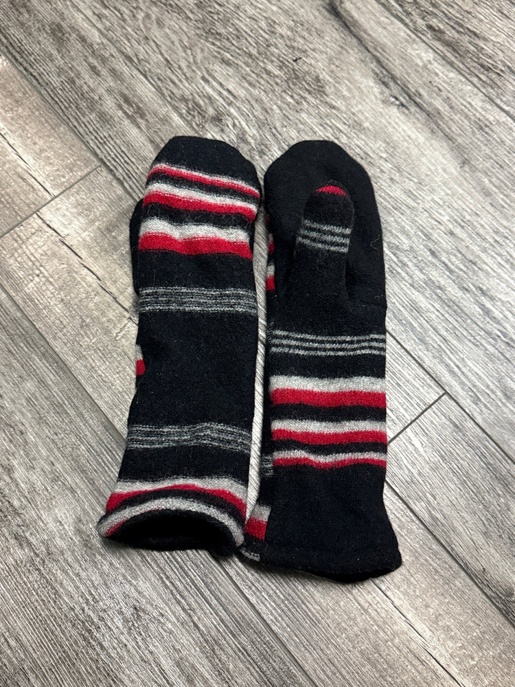 REBETTY WOOL MITTENS