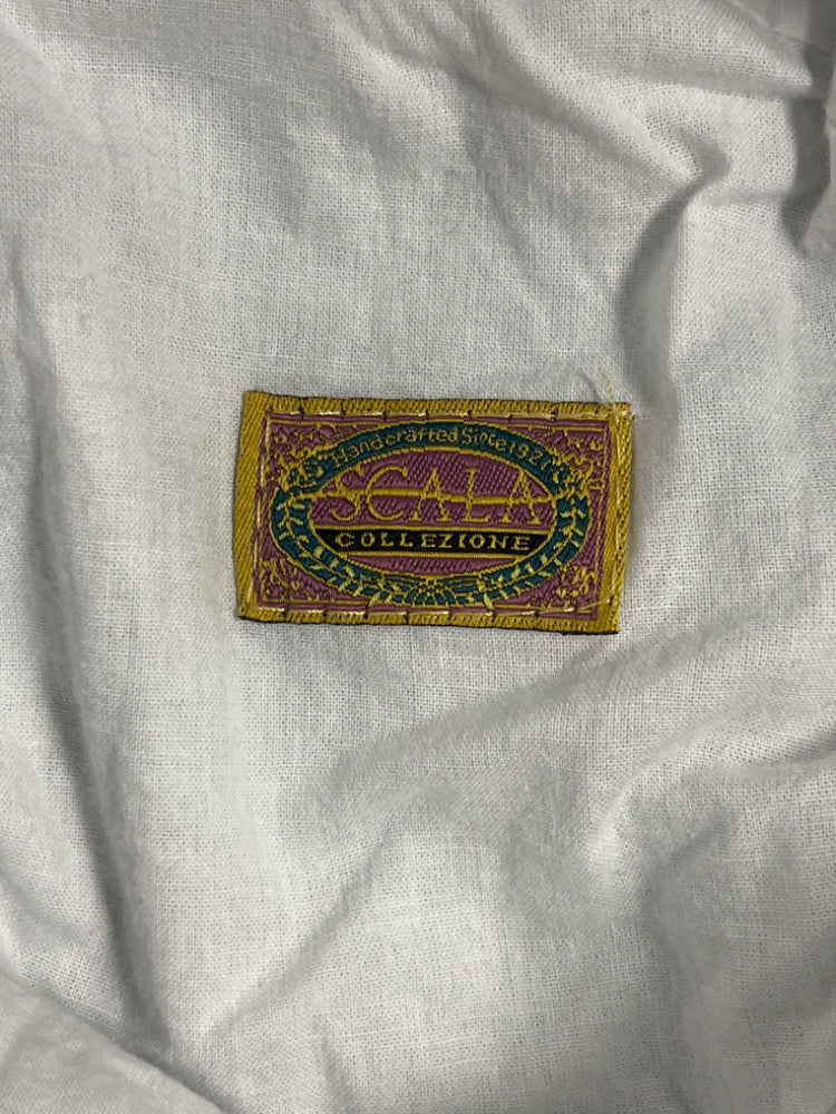 569662