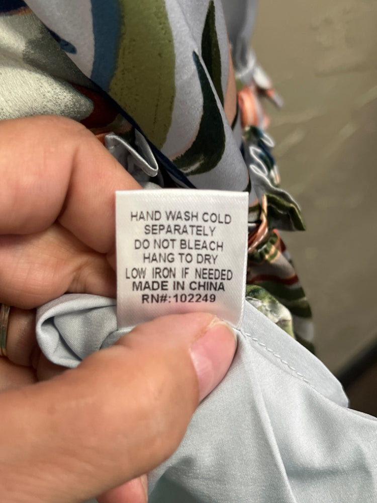 569281