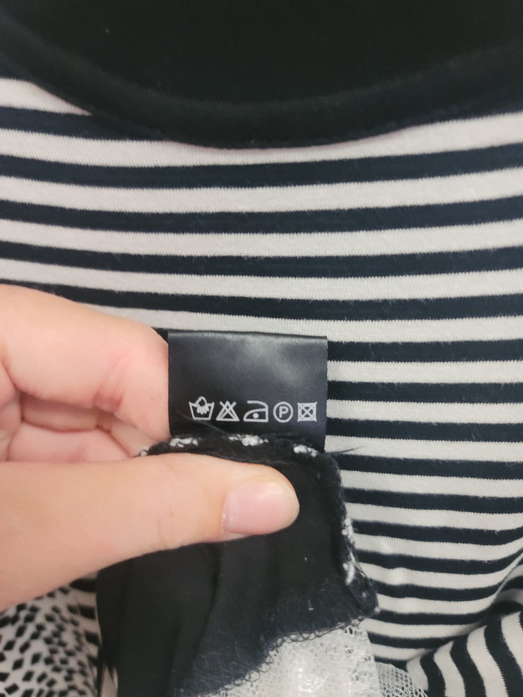 563639