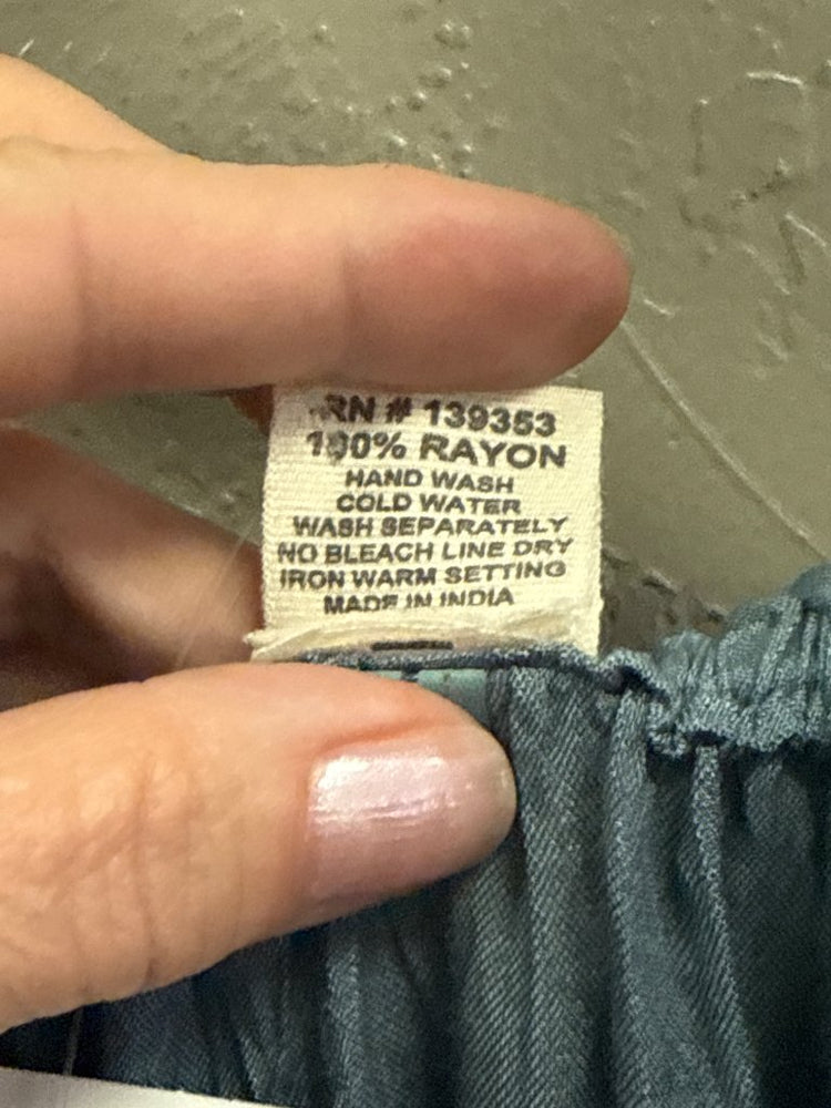 592853