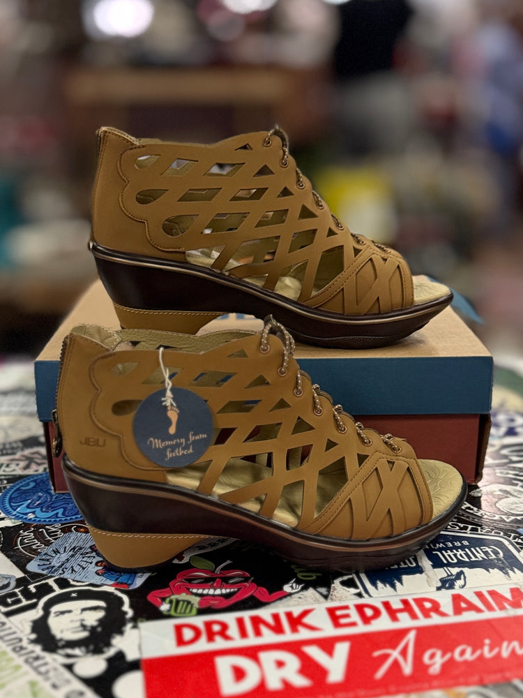 NIB JBU GLADIATOR DRESS SANDAL