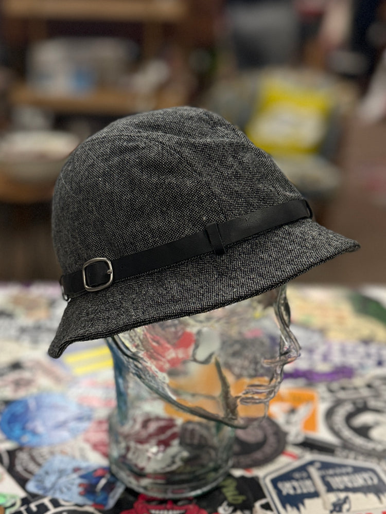 EDDIE BAUER BUCKET HAT